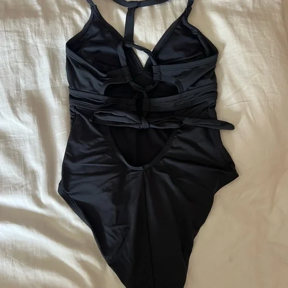 Carve Designs Black One-Piece Swimsuit - Picture 2 of 3